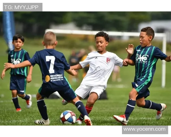 胖胖足球带你领略不一样的运动乐趣与健康生活方式的完美结合 胖胖足球带你领略不一样的运动乐趣与健康生活方式的完美结合